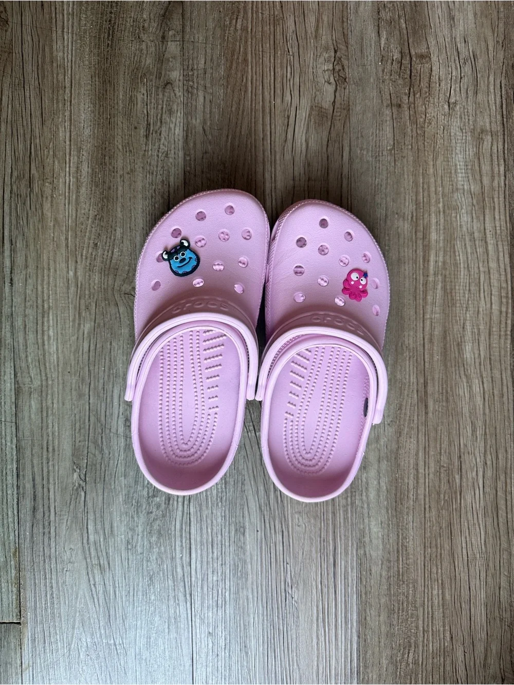 CROCS Kids' Classic Clog in Light Pink with Jibbitz size J5
